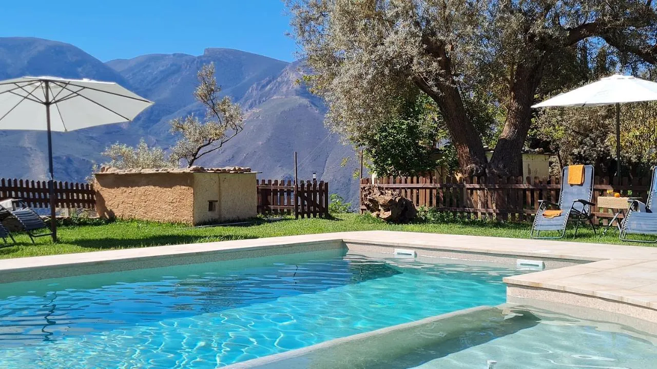 Caserio El Olivo Orgiva Country house